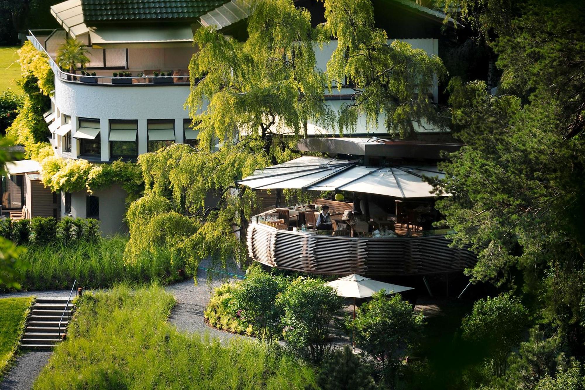 Park Hotel Sonnenhof - Relais & Chateaux Vaduz Bagian luar foto